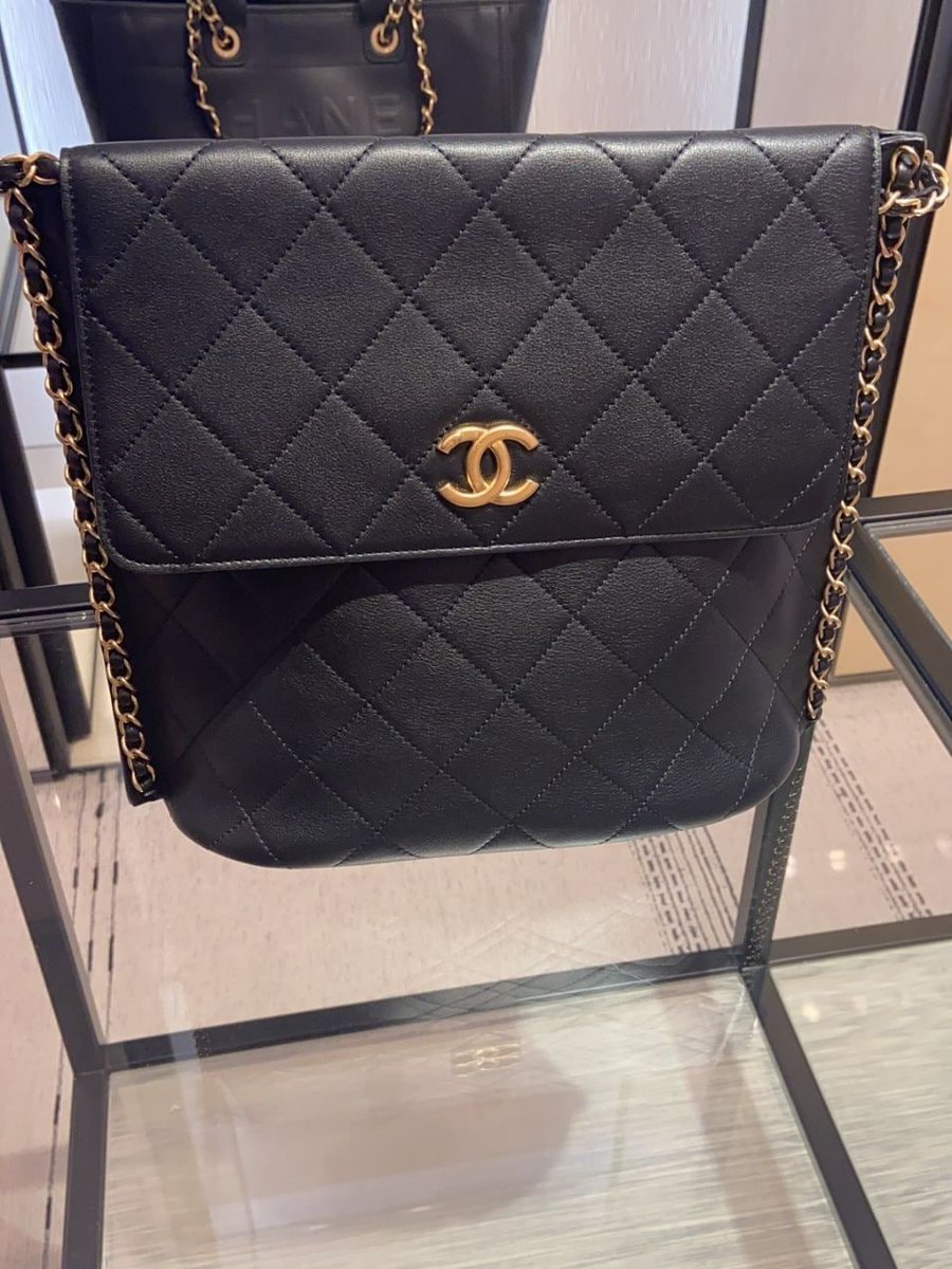 AcoXinxin's tweet photo. chanel today~ https://t.co/u0Vm3DE6wf