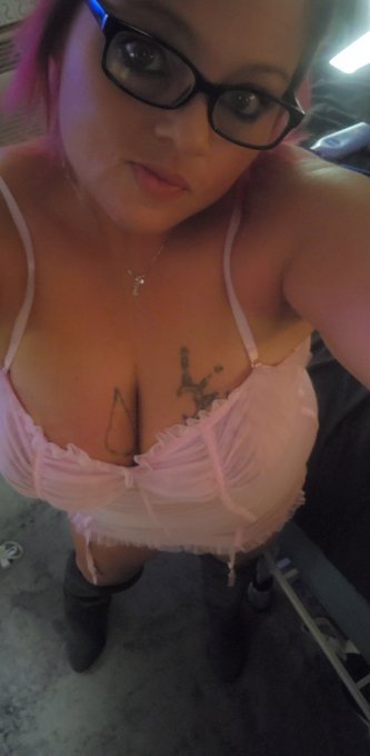 Samantha Runyan’s pics and videos