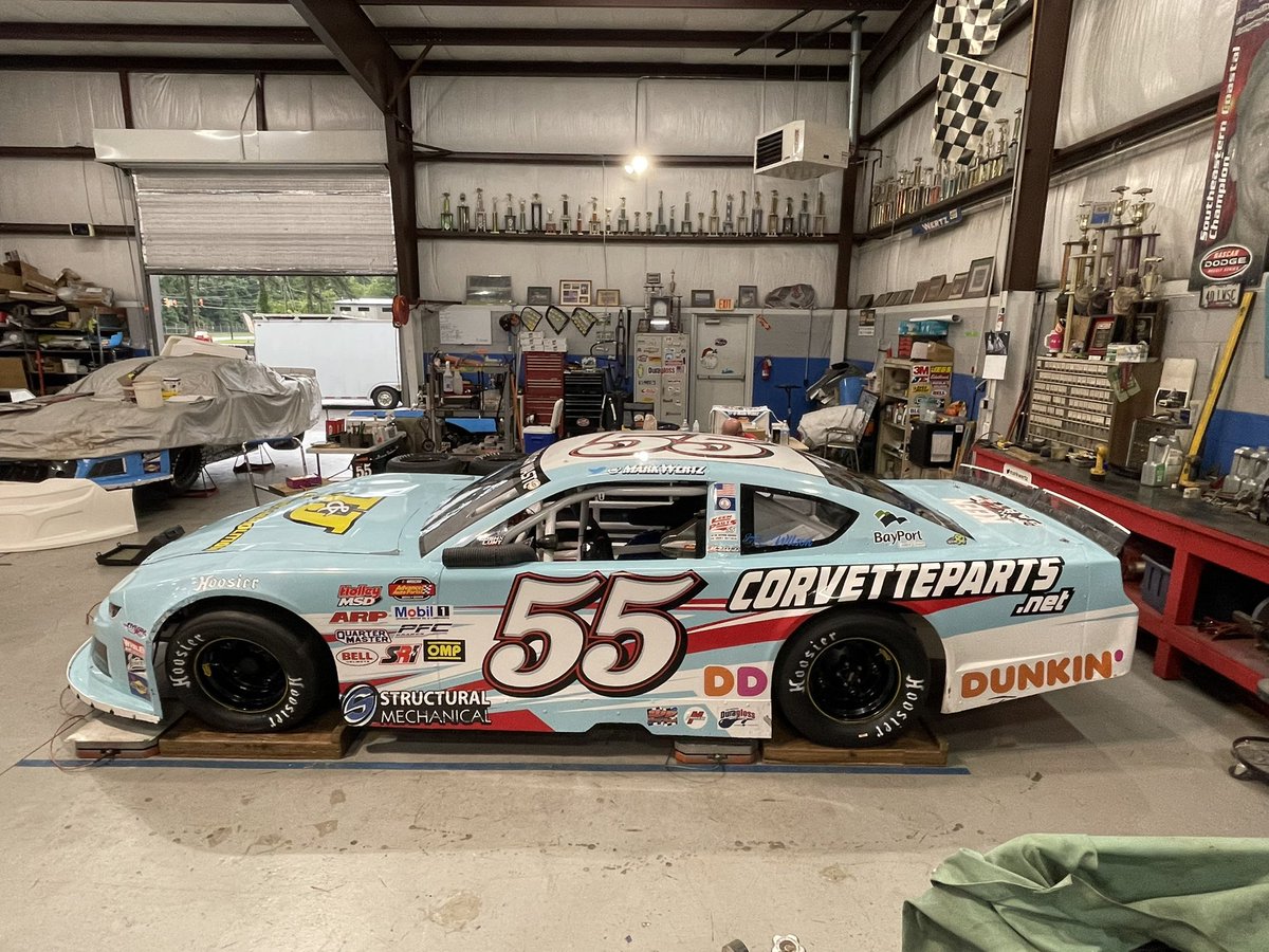 The 55 car @dunkindonuts @KeenParts #JJclreaing @bayportcu #structionmechanical is in action this weekend for the #HamptonHeat200 very today and tomorrow stay tuned in here @CamHarris5524 or @markwertz55