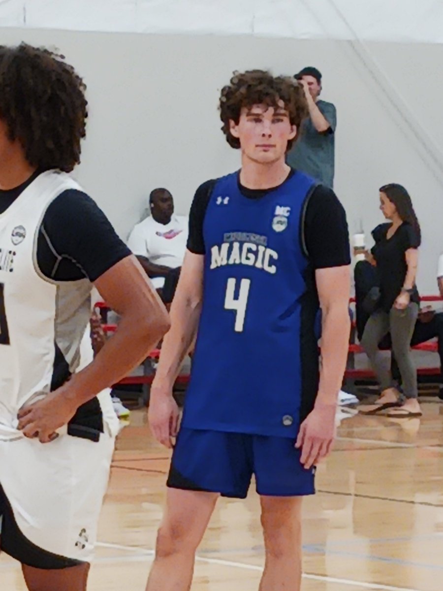 Friday Eye-Catchers #UAAFinals Pt. 3- Team Thrill (MD)- 6'4" '23 Michael Williams #5 (Bishop Walsh) &amp; 6'9" '24 Derik Queen #35 (Montverde), Team Rio U (NJ)- 6'8" '22 David Luberoff #22 (Midland Park HS), Middlesex Magic (MA)- 6'4" '23 Mike Loughnane #4 (Boston College HS).