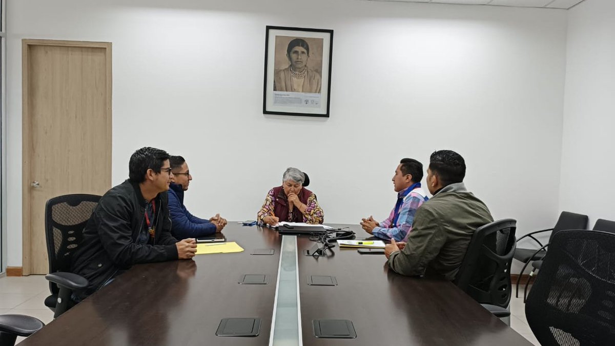 CNTAPSECUADOR's tweet photo. Quito|| Directiva de #CNTAPS Se reunió con la Dra #RitaBedoya Asesora de @Salud_Ec quién manifestó q' el Ministro @PepeRuales en el marco del Primer Nivel de Salud reorientará las actividades del #TAPS hacia su verdadera función e importancia y fomentará la formación de la brecha https://t.co/OJDS15qlvc
