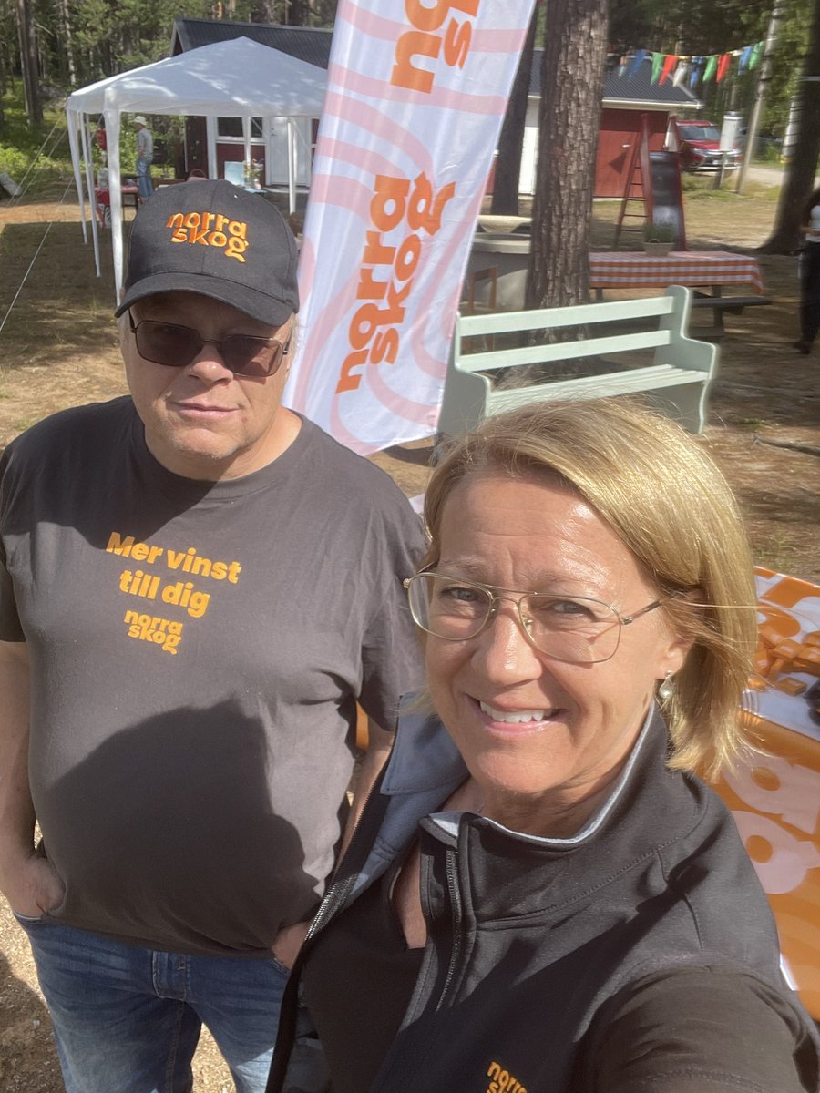 Idag har vi varit i Svedje på Sockendagarna- kul en bit utanför stan! Trevligt arrangemang och välbesökt! #gillaskog #Norraskog