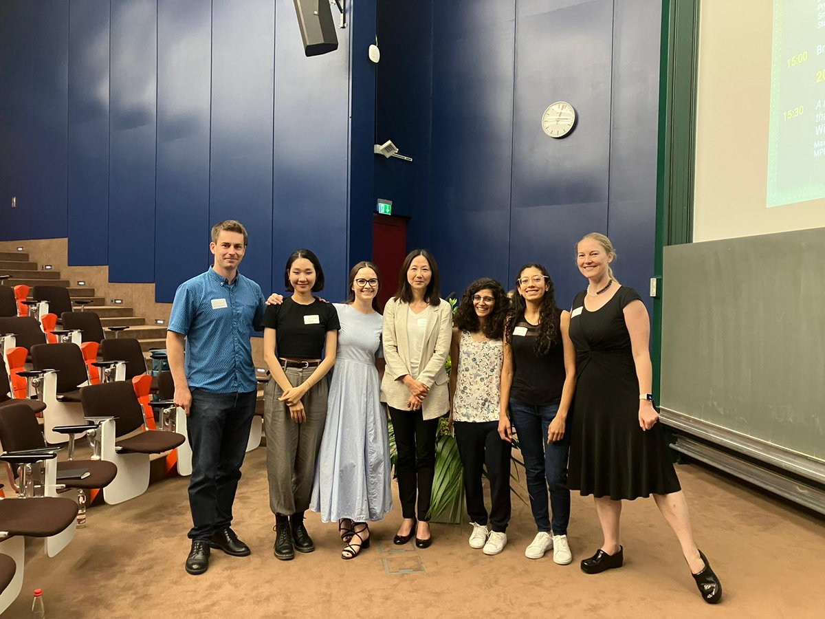 It was such a great opportunity to listen to Prof. Bao, an absolute world leader!
I even got a picture with her, the best directors in MPI-IS and my lovely lab mates 😊😍