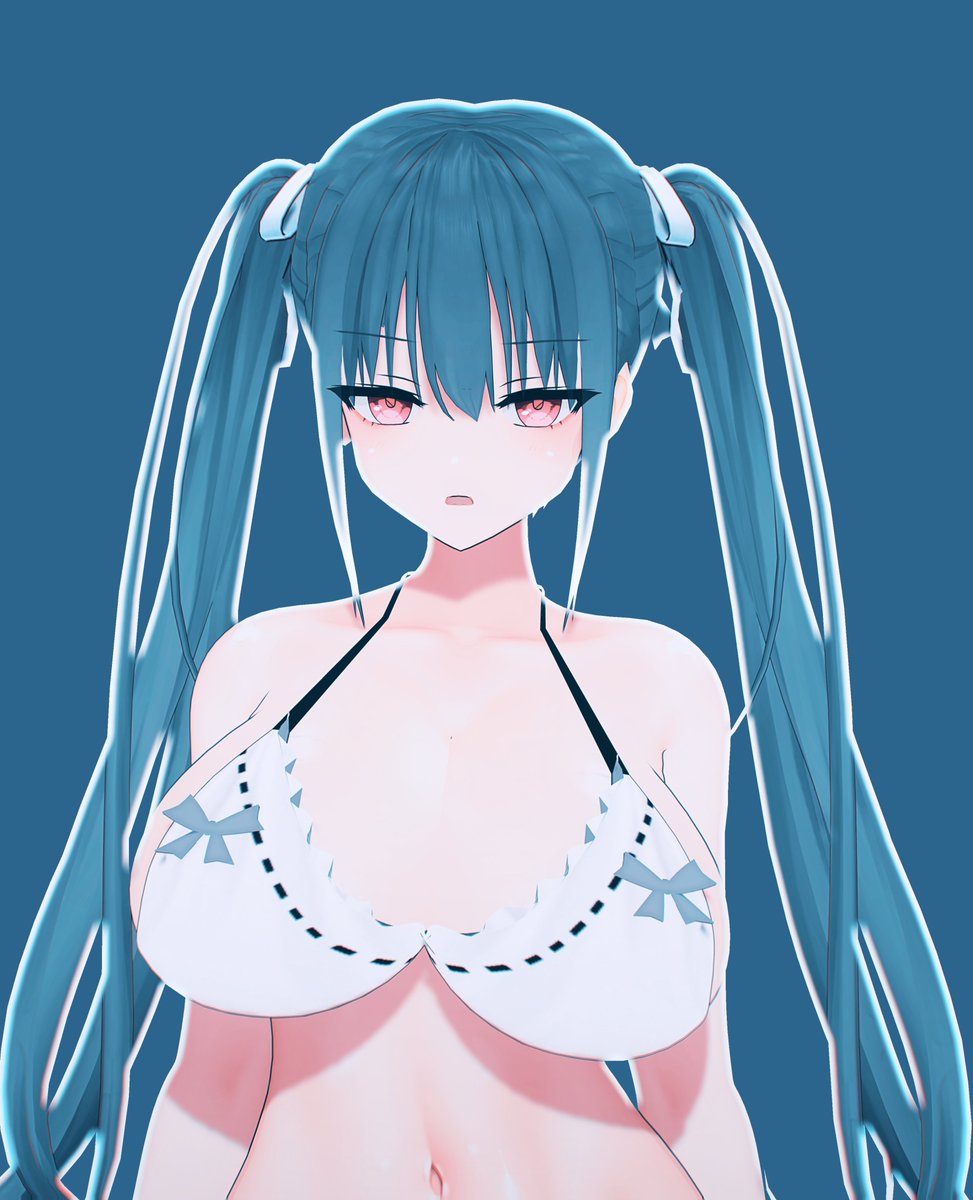 2020年のおっぱいツインテさんと今のおっぱいツインテさんそんなに胸変わってなかった 