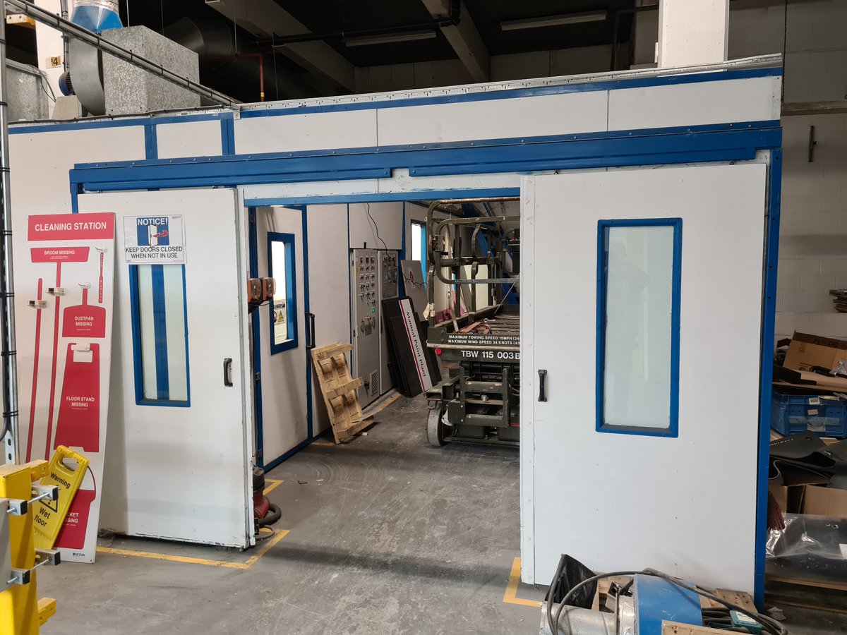 amsauctionsuk's tweet image. Spray Paint Line and Robots Online Auction - Sale Closes: Friday 29th July 2022 at 12 Noon buff.ly/3zpcYiI #SprayPaint #PaintLine #Robots #ABB