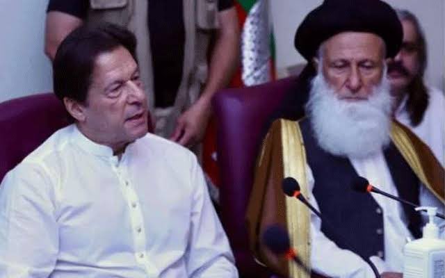 قائد عمران خان حق کے راستے پر ہے اور ہم حق پر چلنے والوں کا ساتھ دینے والے لوگ ہے 🇵🇰❤

#CMPunjabElections