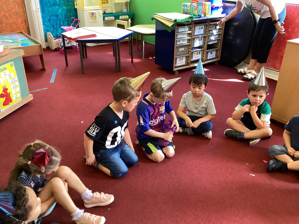 PenlW's tweet photo. Afternoon Wraparound Summer Party 🎉 the children had so much fun with the party games and dancing. Then finished off with a picnic. 🎉🎉 @PenlW https://t.co/jdiaXImgPd