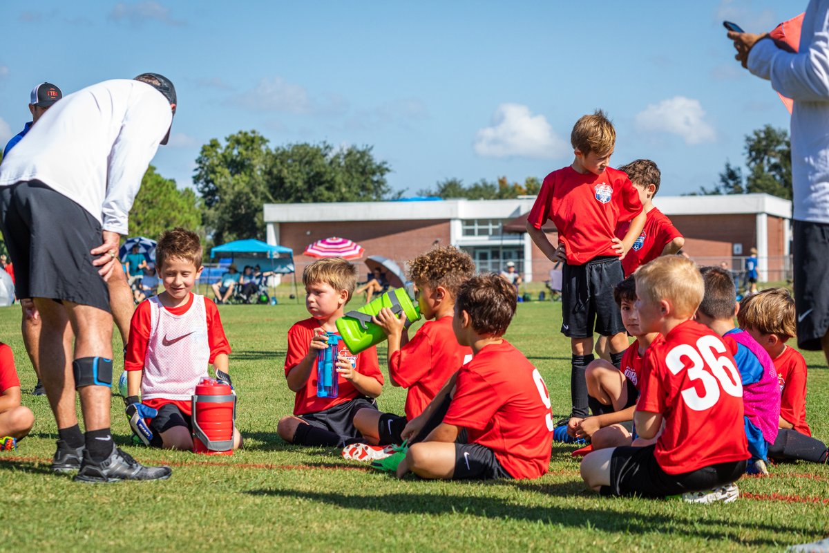 tbusoccer's tweet photo. Inspiring the next generation with the learnings that come from team sports. #OurCulture #LeadersLearnHere #TBUPride https://t.co/EWQchZHqC4