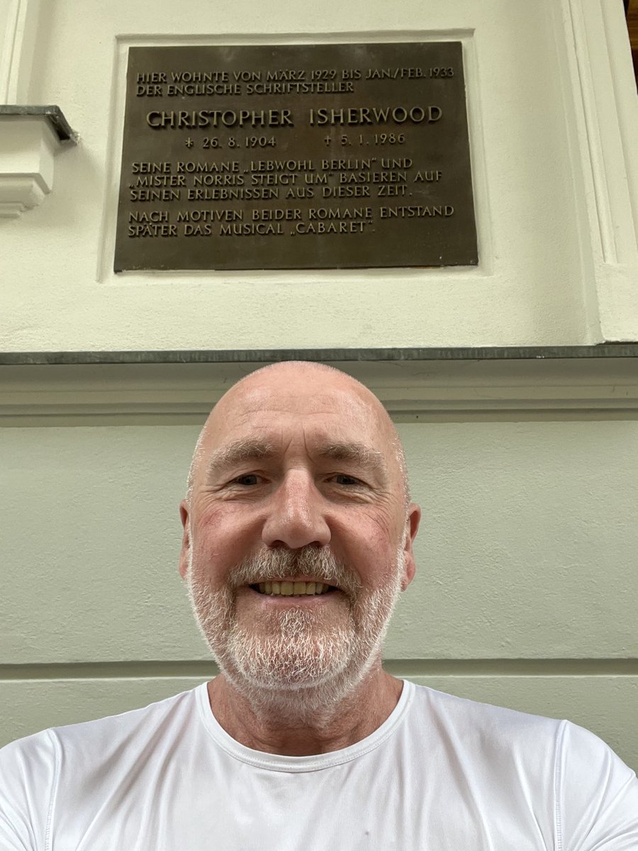 Cabaret_Berlin's tweet photo. Walk with me before CSD!
Come for a meander around Berlin’s historic gay neighbourhood before the pride parade.
https://t.co/FBRc0z5S9M https://t.co/J54svva7Cj