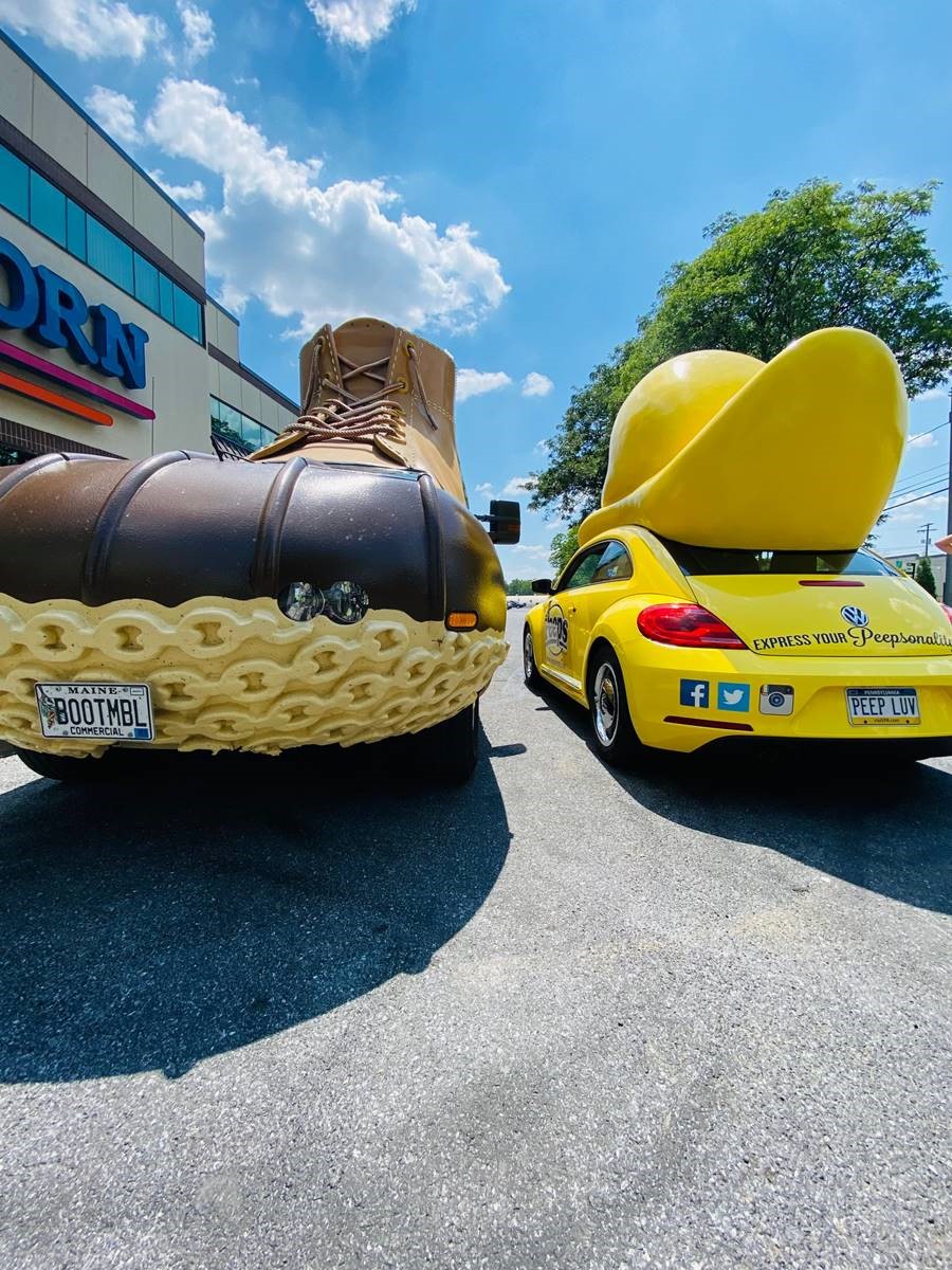 JustBornInc's tweet photo. The @LLBean Bootmobile turned 10 and stopped by to celebrate! We hope you enjoyed the sweeter side of traveling! #llbeanbootmobile #peepsmobile #happybirthday https://t.co/QglXoThHAS