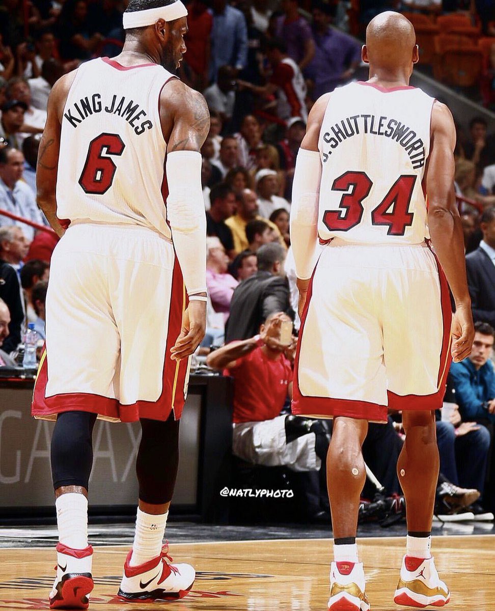 LegionHoops's tweet photo. Should the NBA bring back the nickname jerseys? https://t.co/kxv4pff87h
