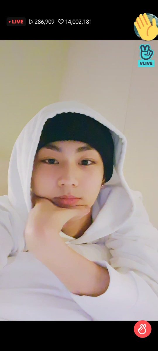 kolixpark's tweet image. 07.22.22
enhypen's longest live. late night talk with jungwon, sunoo, jay and sunghoon.