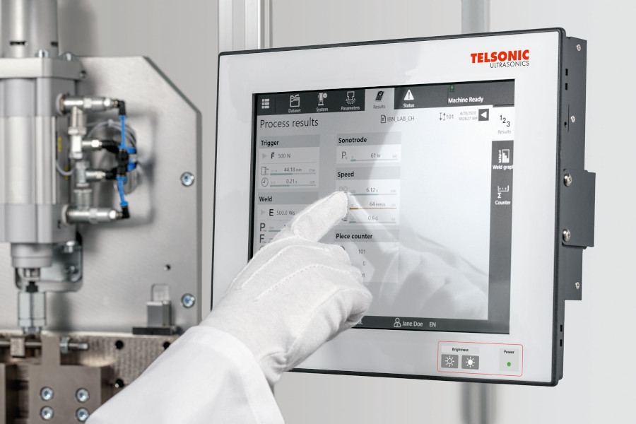 EMotecMedia's tweet image. Christian Huber, Product Market Manager at @TelsonicGroup  gives us the details on their new MPX Metal Welding Technology for use in EV production. 💡

Read More Below⬇️

#mpxmetalwelding #weldingtechnology #evproduction #evnews #electricvehicle #emobility
