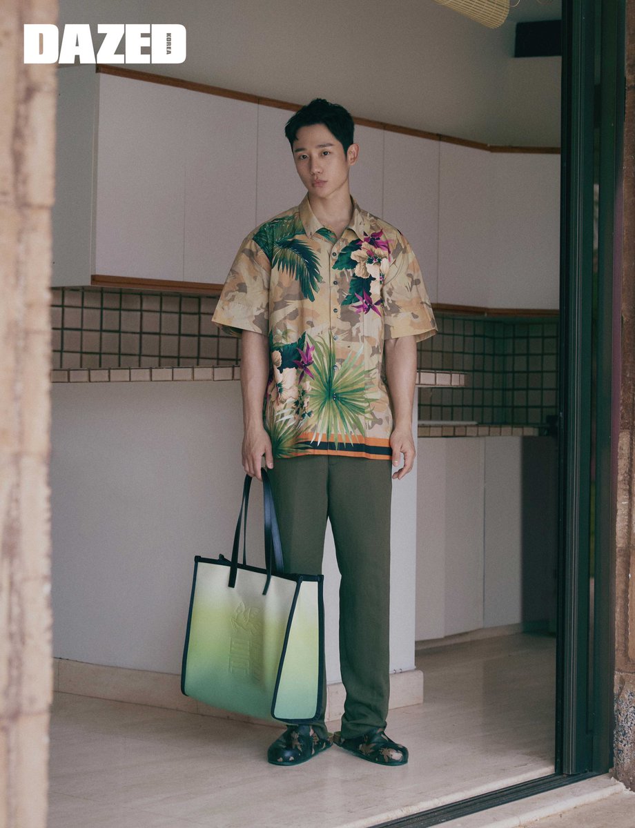 ROAD TRIP🏝

#정해인 #JungHaein #에트로 #Etro #파인드카푸어 #Findkapoor #프린스와이키키