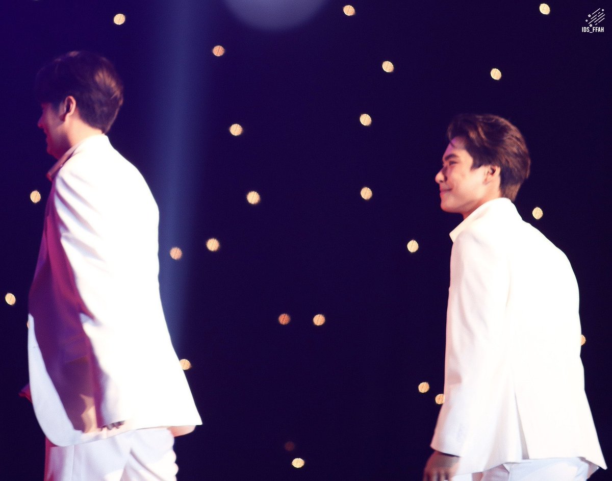 jikook4pran's tweet photo. thats ohms baby :((((( and he always looks at him w so much of love https://t.co/gkc6q55lQ6