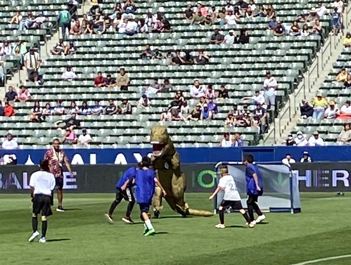 I'll leave you with this.
SWIPE THROUGH to see me take the field as Rexy during halftime at the @LAGalaxy game for a lil soccer match against the one & only @CozmoLAGalaxy ! I demand a rematch dangit! My tail got in the way!
Shout-out to the bad-ass @narrativegroup gang!