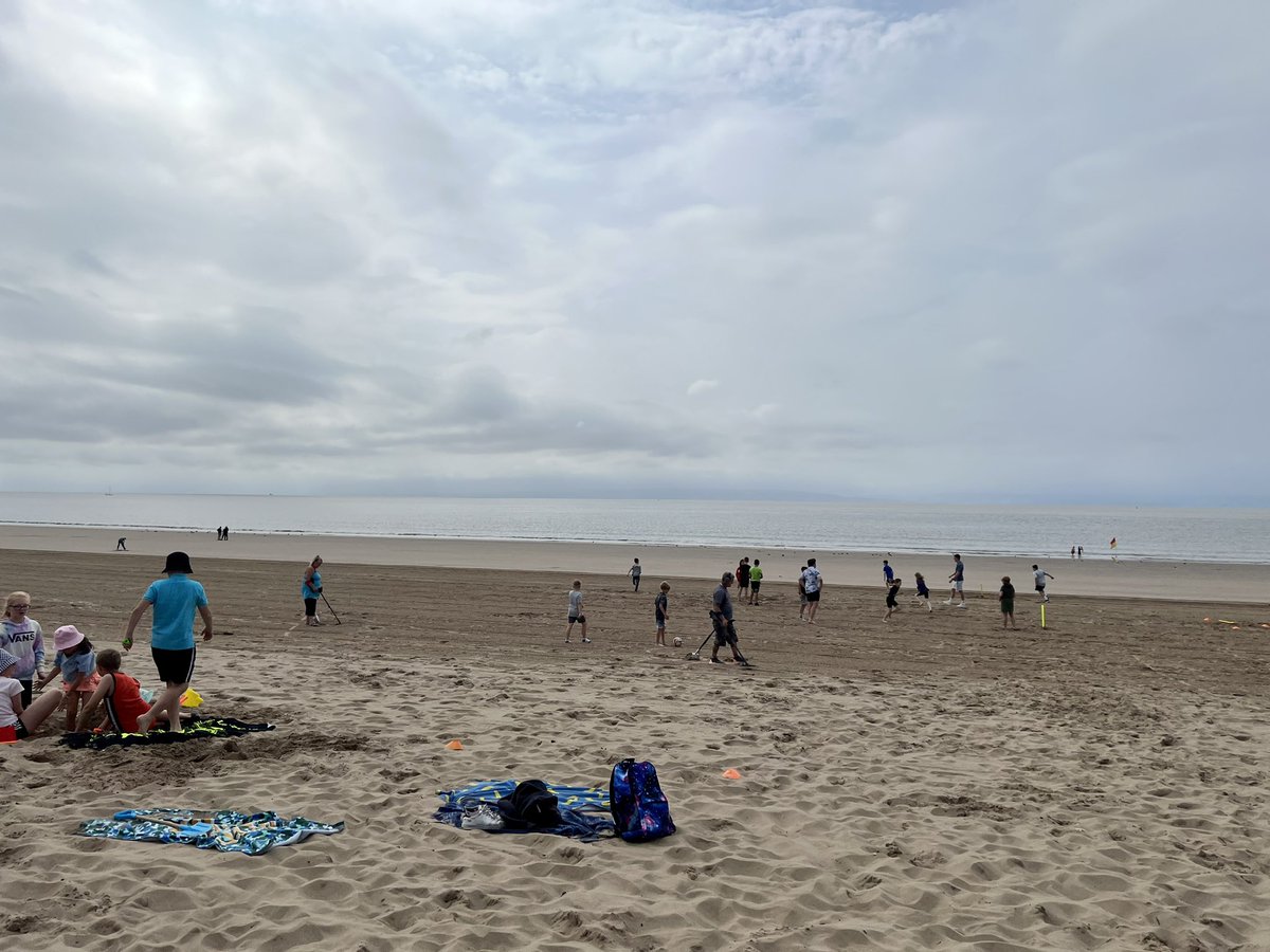 Miss Maggs tweet media