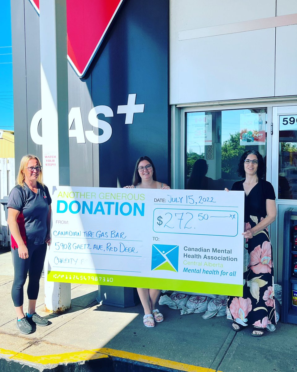 A giant thanks to the amazing staff at #CanadianTire gas bar on Gaetz. They raised $272.50 for local mental health services with their charity barbecue by @hamelsreddeer . 
On the right, our Executive Director Giselle Kutrowski thanks Kyra Swanson and team for their efforts.