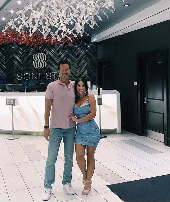 Date night in Philly! 🥰 https://t.co/bLI0lHAhLv