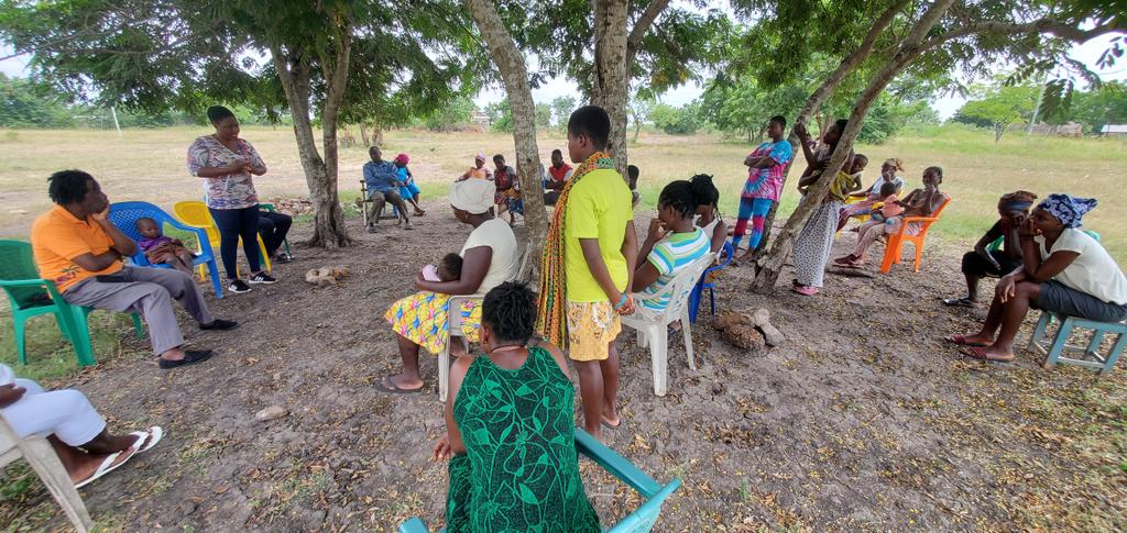 SspGhana's tweet photo. Small groups Mental Health Advocacy for parents begins today. Special thanks to Ms. Sarah for availing herself for this exercise.  The next trip will also take us to another village where the message of mental health will be reinforced among parents. https://t.co/FcqUJuR8Ma