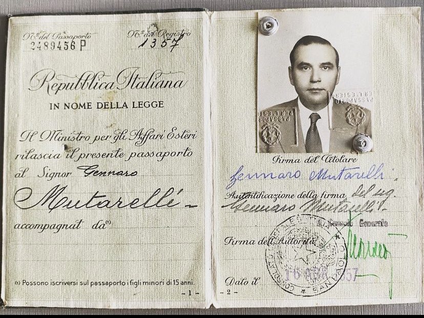 FancioGabriella's tweet photo. Il 16 aprile 1957 il Consolato Generale d’Italia a San Paolo rilasciava il passaporto 🇮🇹 al mio bisnonno! Se fosse venuto oggi glielo avrei emesso io❤️🇮🇹 @ItalyinSaoPaulo https://t.co/y1J2qQTzkW