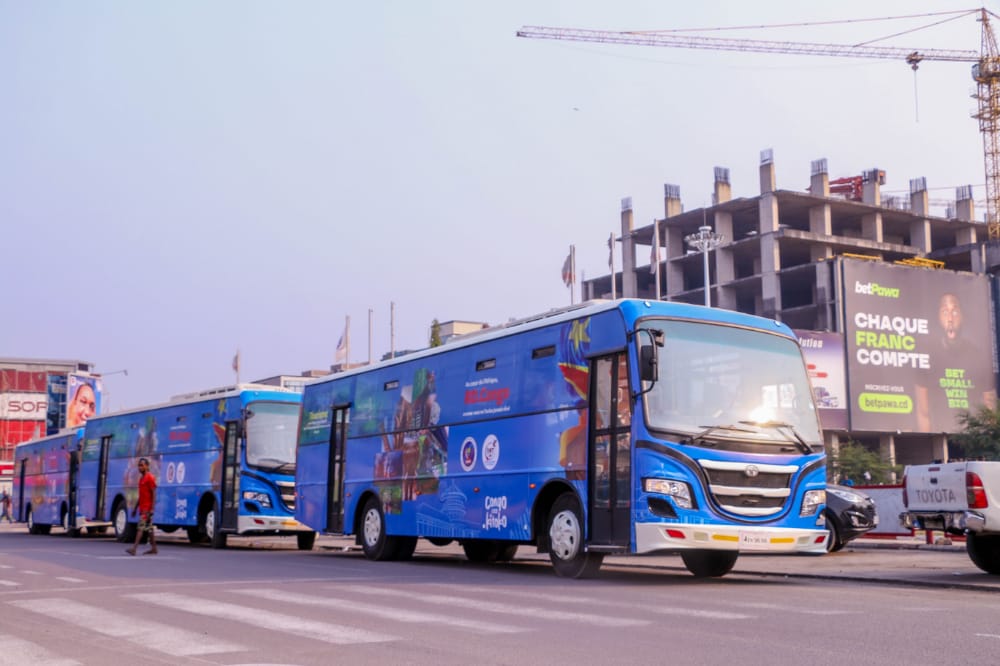 OfficeRdcongo's tweet photo. INAUGURATION DES BUS TOURISTIQUES DE L'ONT

Chose promise, chose due, enfin les bus touristiques de l'Office National du Tourisme sont opérationnels.
Le Ministre du Tourisme, MODERO SIMBA MATONDO accompagné du DGA de l'ONT, KATESA ARMEL a procédé à leurs inaugurations. https://t.co/eshq24wsVc
