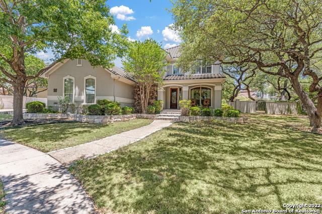 RealtorJillH's tweet photo. Fall in love with this 4 BD/ 3 BA in San Antonio. Call, text or direct message me for more info.  https://t.co/EpIkiKsnce https://t.co/3tyGQ2dlhX