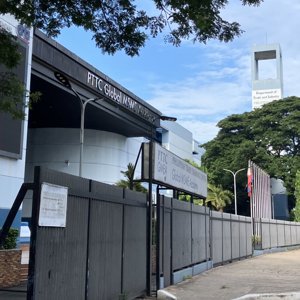 tochinowithrice's tweet photo. itโs been 1 month of work at PTTC
itโs been a lot of new things - moving to Pasay, stepping into a new routine, getting used to new people, and thereโs so much to look forward to! ๐๐
#TrainingForNationBuilding https://t.co/9E3rIl2UbW