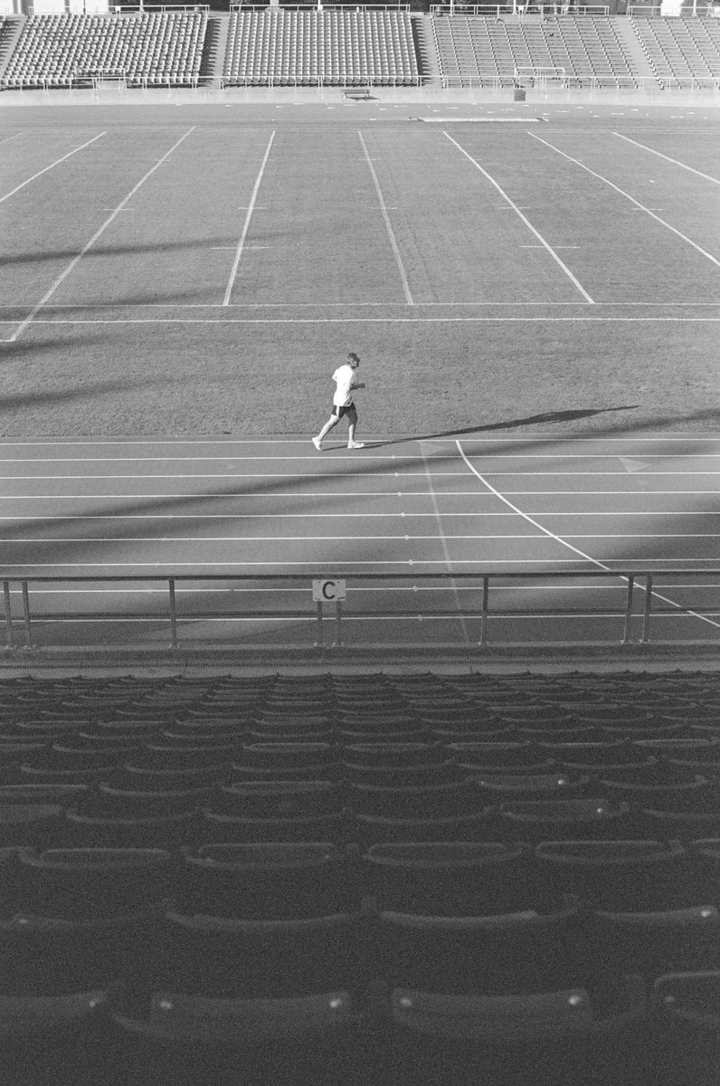 GM

🎞️: 35mm kodak tri-X 400