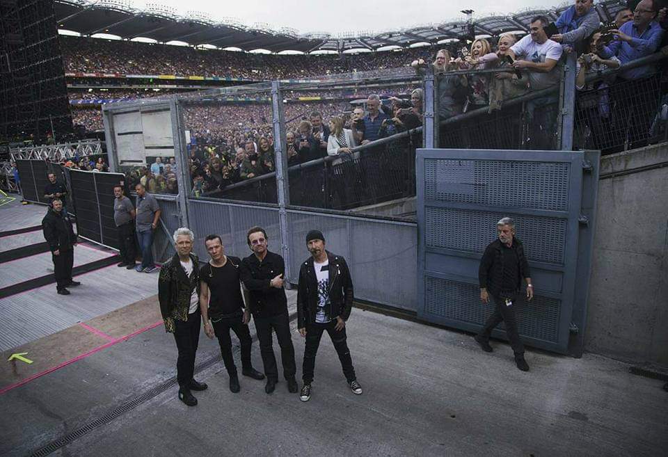 daniDpVox's tweet photo. #OnThisDay July 22nd 2017, 5 years ago #U2 performed at the #CrokePark in #Dublin with their #TheJoshuaTreeTour2017

Ph. © @pdxsly, © @U2, 
© B.Lawless @GettyImages &amp; 
© U. G. Russo  @grazymoherUccia
#U2NewsIT #U2TheJoshuaTreeTour2017 #U2TheJoshuaTree2017 #U2History #U2Dublin https://t.co/H2mC1WSfdk