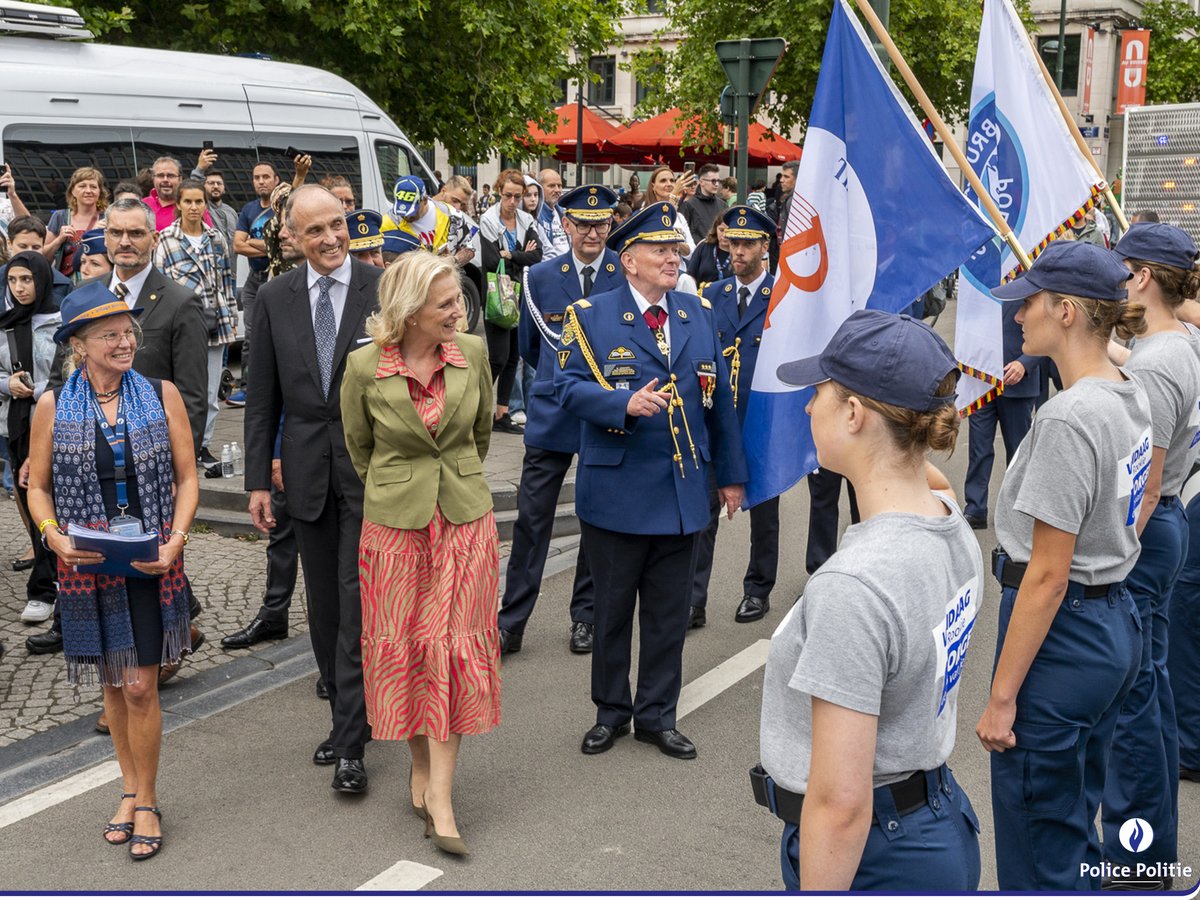 policefederale's tweet photo. Leurs Altesses Royales la Princesse Astrid et le Prince Lorenz ont visité ce 21 juillet notre Village Policier. Ils ont notamment pu faire connaissance avec les Rookies de la Police Fédérale et les Cadets de la zone de police Bruxelles CAPITALE Ixelles. #BE2107 https://t.co/l8Xa6U5EUS