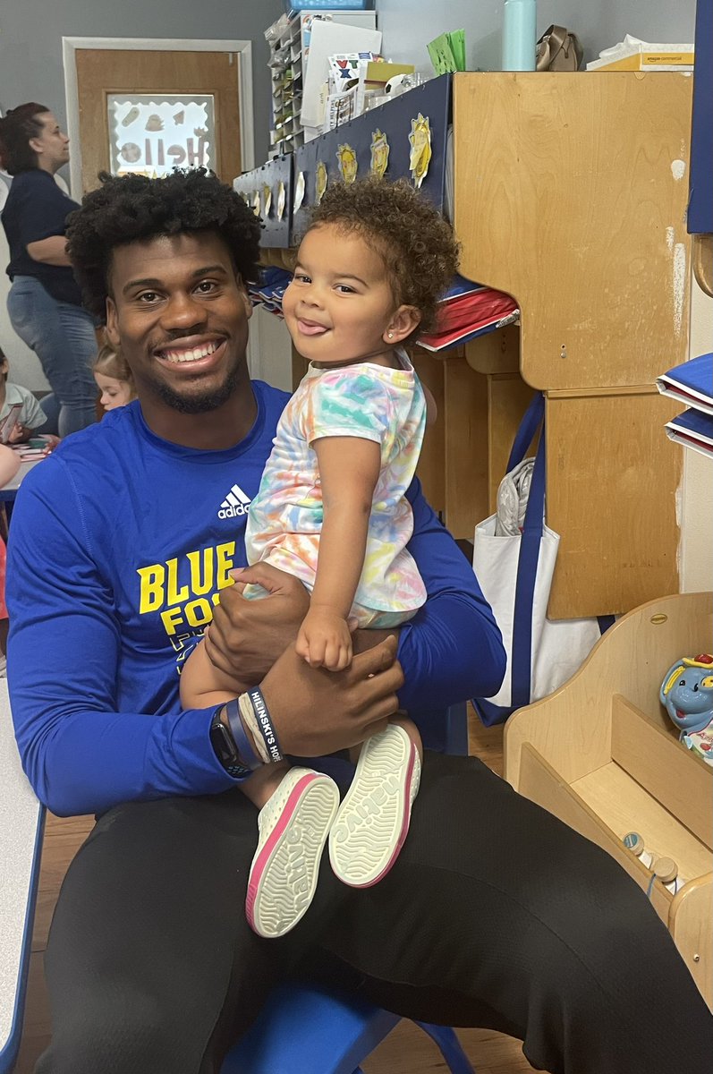 Alex Villas tweet media