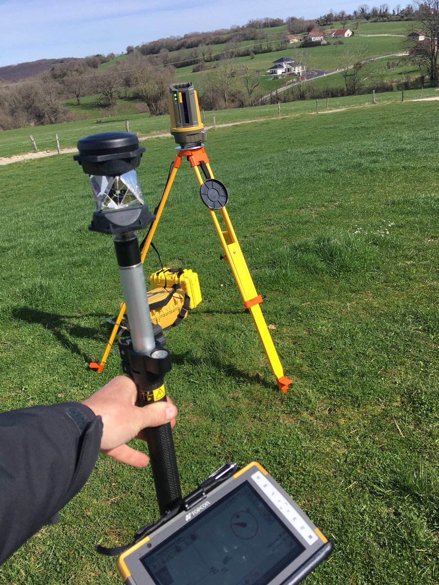 matthieubercher's tweet photo. Relevé topographique #topo #implantation @TopconFrance #LN150 https://t.co/bWlhziikFz