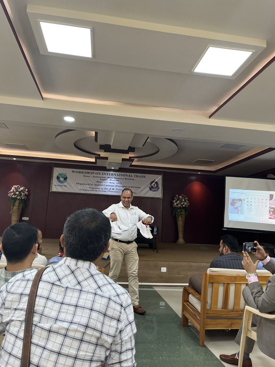 THELEGIST's tweet photo. Commissioner of Customs,  Customs Aizwal Div.  and NACIN in collaboration with LEGIST FOUNDATION,  New Delhi conducted workshop on "IPR Rules, 2007 and Product Identification" on 22.07.2022 at the Conference Hall,  Customs House, aizwal https://t.co/mcMcl3jCPy