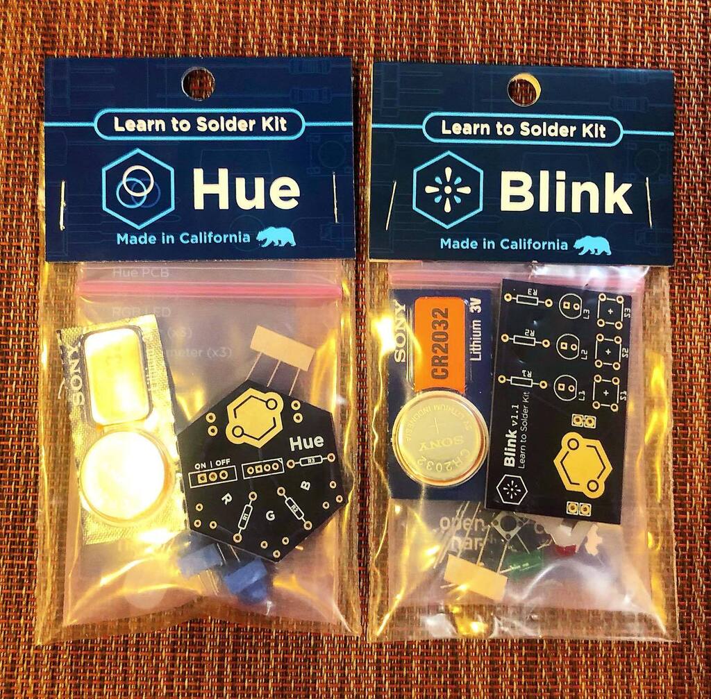 Big thanks to <a href="/learntosldrkits/">Learn to Solder Kits</a> for sending these kits to me,I can’t wait to try them out!
#soldering #steam #sweeneyartist #philly instagr.am/p/CgUir5EOM4E/
