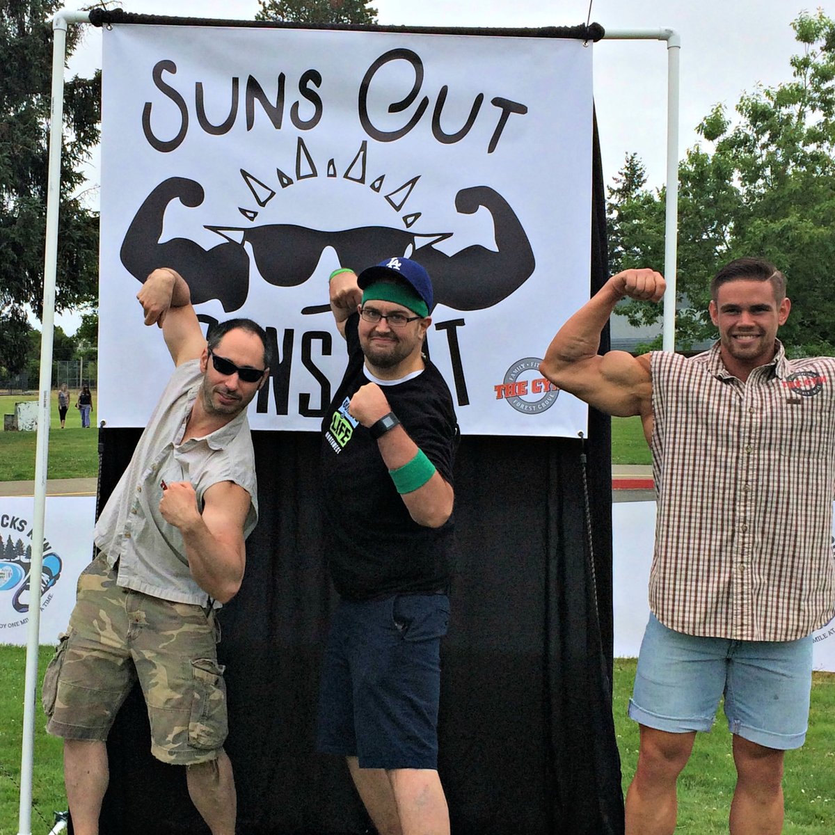 donation_info's tweet photo. donatelifenw: It's #FlashbackFriday -- the perfect time to celebrate all of the LIFE that has been made possible in our community by organ, eye & tissue donors. #fiestamexicana #portlandtocoast #loverocksrun #tabortrot https://t.co/WbOnABvSKD