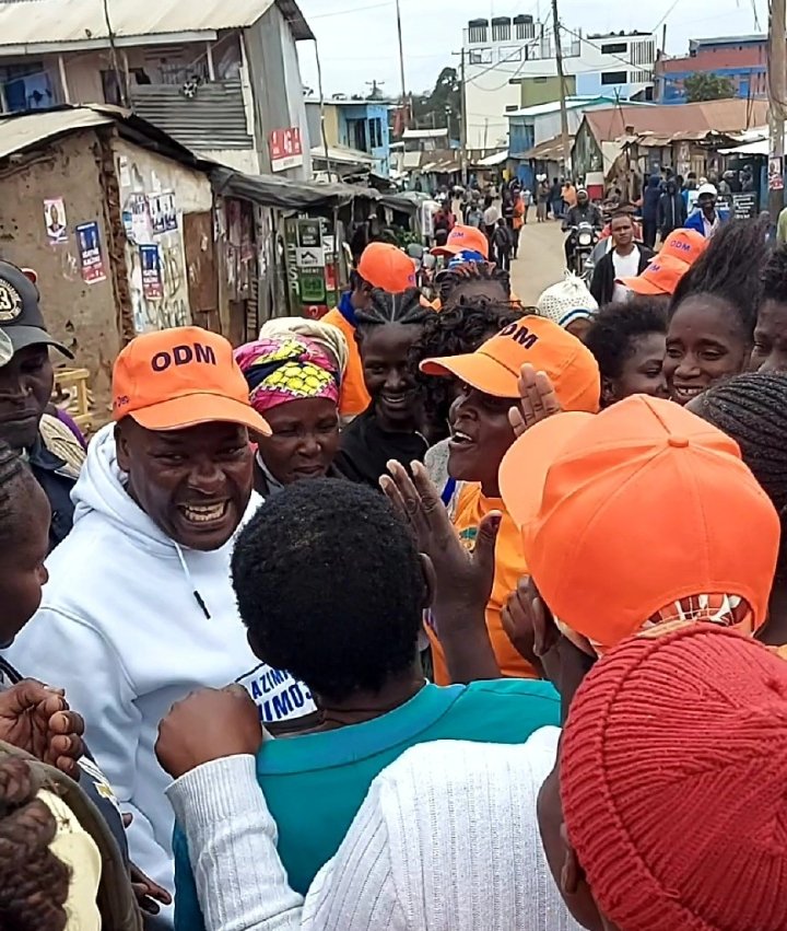 Mwalimu_Orero's tweet photo. The love is overwhelming.. #RailaOdinga #teamorero #kibraniodm #inawezekana https://t.co/zVDA97YEsk