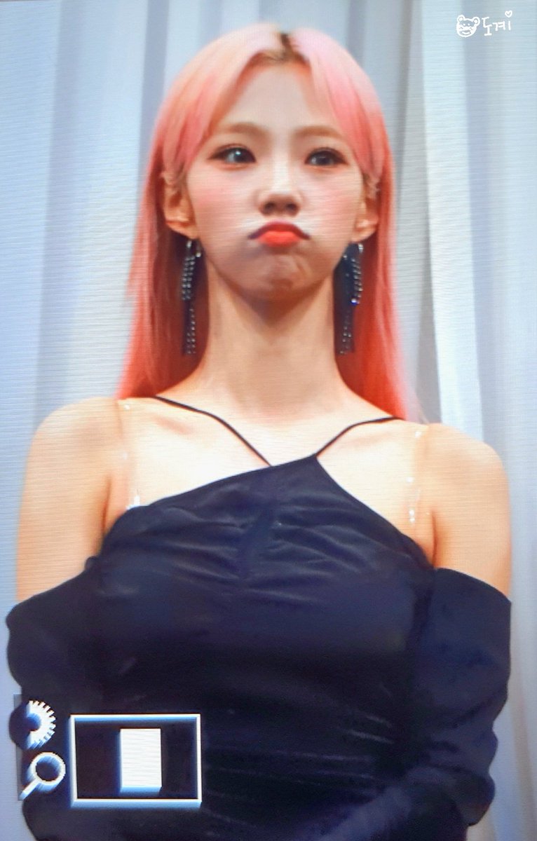 how does one go from stunning to cute im crying on the floor