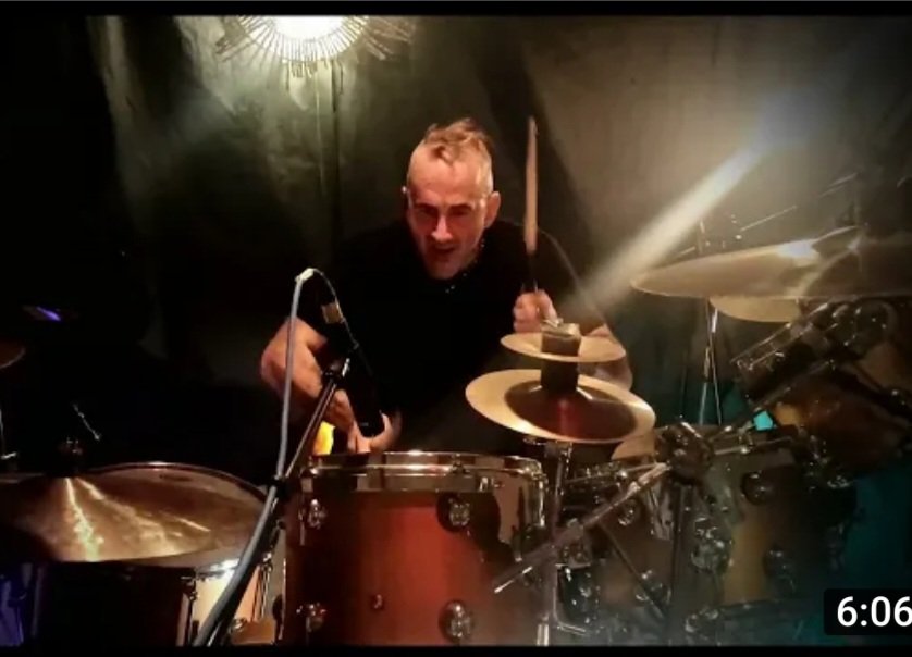 Sym246's tweet image. JOHN MACALUSO just shared a great drum video for "Metamorphosis", which is taken from MICHAEL ROMEO's new epic "War of the Worlds Pt.2". Check it out here: 🎶🔥🤘
youtu.be/ff9cicas12M 

#MichaelRomeo #johnmacaluso #progmetal #drums #newvideo