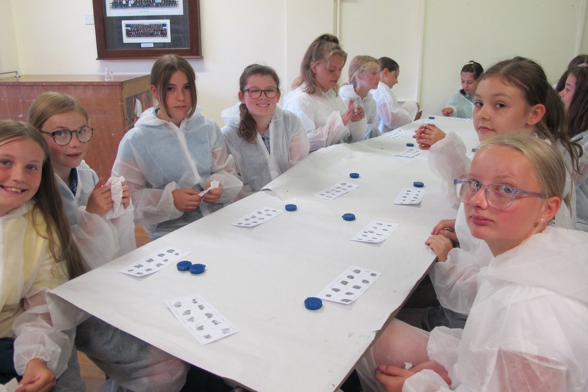 NgateDereham's tweet photo. 1/3: Our new Year 7s had a fun-filled and educational day at Northgate delivered by @ForensicMindsUK. They have learnt about fingerprinting, blood spatter analysis, DNA and Edmond Locard's principle of exchange, which states, “Every contact leaves a trace". https://t.co/L1SeAQeUoC
