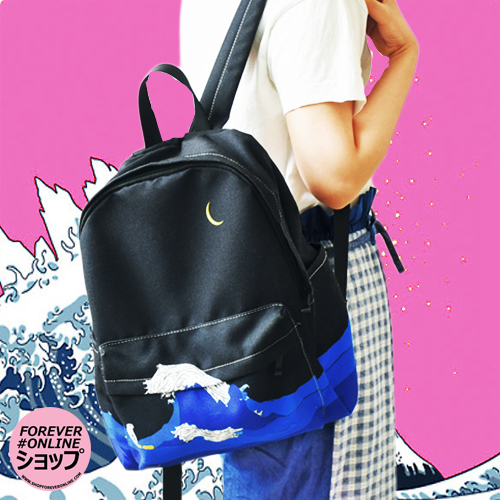 Storenvy's tweet photo. My favorite place to unwind is by the sea at night! What is your favorite relaxation spot? 🌊 🌙 😌
https://t.co/31gWTHfoL4
#Storenvy #Trending #Foreveronline #Backpack #NightSea #Relax https://t.co/nEH8JL5Uzl