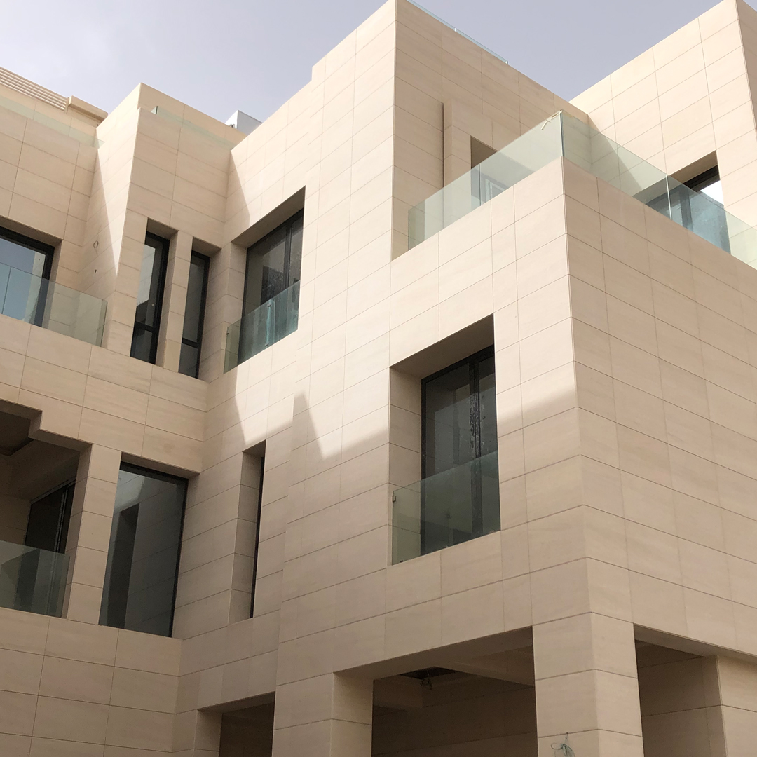 PortLimestones's tweet photo. Private villa in Kuwait supplied with top selection Moca Cream limestone from Portugal. A fantastic project! #mocacream #beigelimestone #portugal #kuwait #portugueselimestone #cladding #nuzha #limestonesupply https://t.co/IhNjmO3xxY
