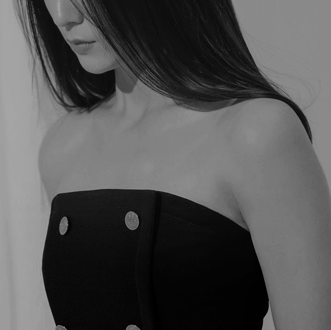 S. (@krystaljlung) on Twitter photo 