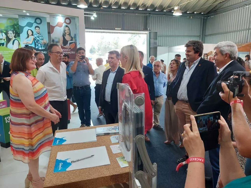 nerbeaebal's tweet photo. O NERBE/AEBAL marcou presença hoje dia 22/07, em S. Teotónio, na sessão de inauguração da FACECO, que foi presidida pela Secretária de Estado do Desenvolvimento Regional, Isabel Ferreira. O certame , realiza-se de 22 a 24/07.
#NERBE #nerbeaebal #baixoalentejo #odemira #faceco https://t.co/cdn08bWUxC