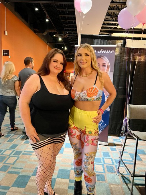 Loved seeing this beauty again! @EXXXOTICA Miami   @XxxJoslyn https://t.co/l3c2Jp9pME<a class="tags" target="_blank" title="On Twitter" href="/?out=eyJ0eXAiOiJKV1QiLCJhbGciOiJIUzUxMiJ9.eyJpYXQiOjE3MjQ5NTI4MjcsImlzcyI6InR3cG9ybnN0YXJzLmNvbSIsIm5iZiI6MTcyNDk1MjgyNywiZXhwIjoxNzU2NDg4ODI3LCJyZWRpcmVjdF91cmwiOiJodHRwczovL3R3aXR0ZXIuY29tL0VYWFhPVElDQSJ9.p3groygoXWd9BoJrCqJMABrgnYZz8FnpYlI-V8xZb9uHJ7Rbj8imEeeoifFlwrG_Yu1gPCViDTKXNh4fu8zEBg">@EXXXOTICA</a><a href="/tag/mvsales"class="tags"><span>#mvsales</span></a>