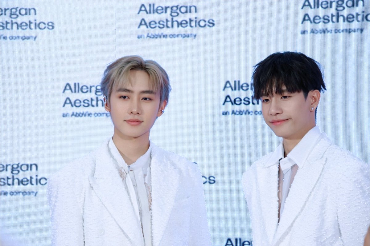 KwanzaMafia's tweet photo. 💙🖤
#AAXPromMark #พร้อมมาร์ค 
#prompayy #MSIWAT https://t.co/LrHytJKmF1
