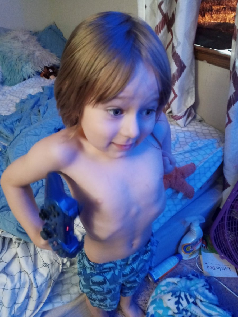 joet691969's tweet photo. He said poppa I'm Paddy Pimlet https://t.co/Cfaq75ejQ9