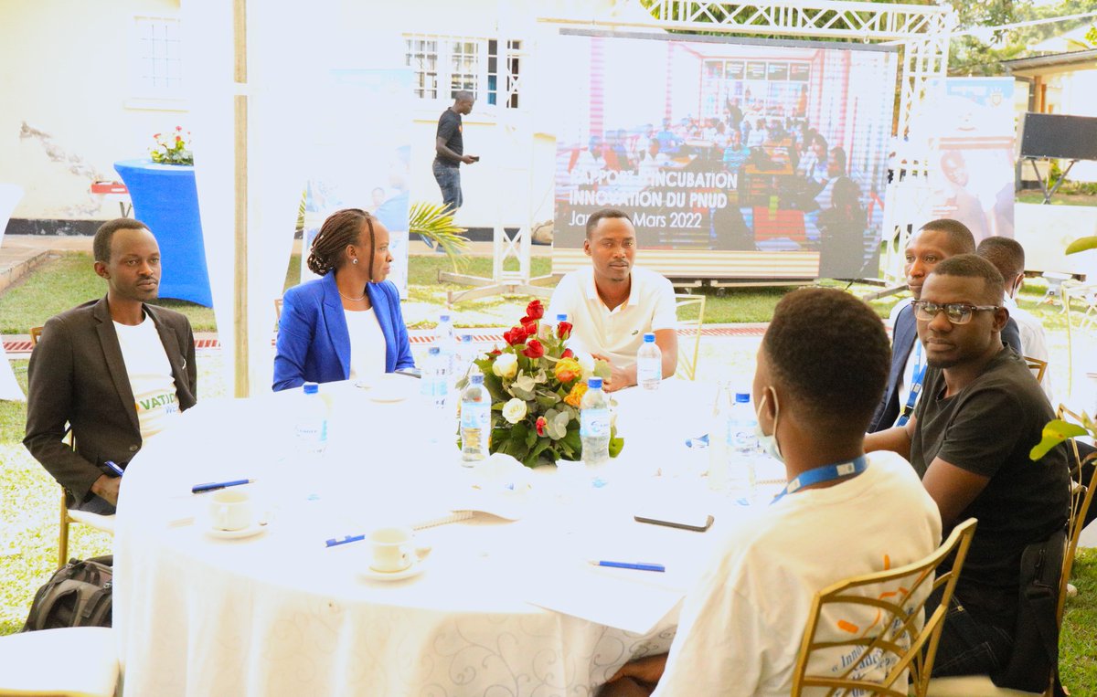 Royal Arts Burundi tweet media