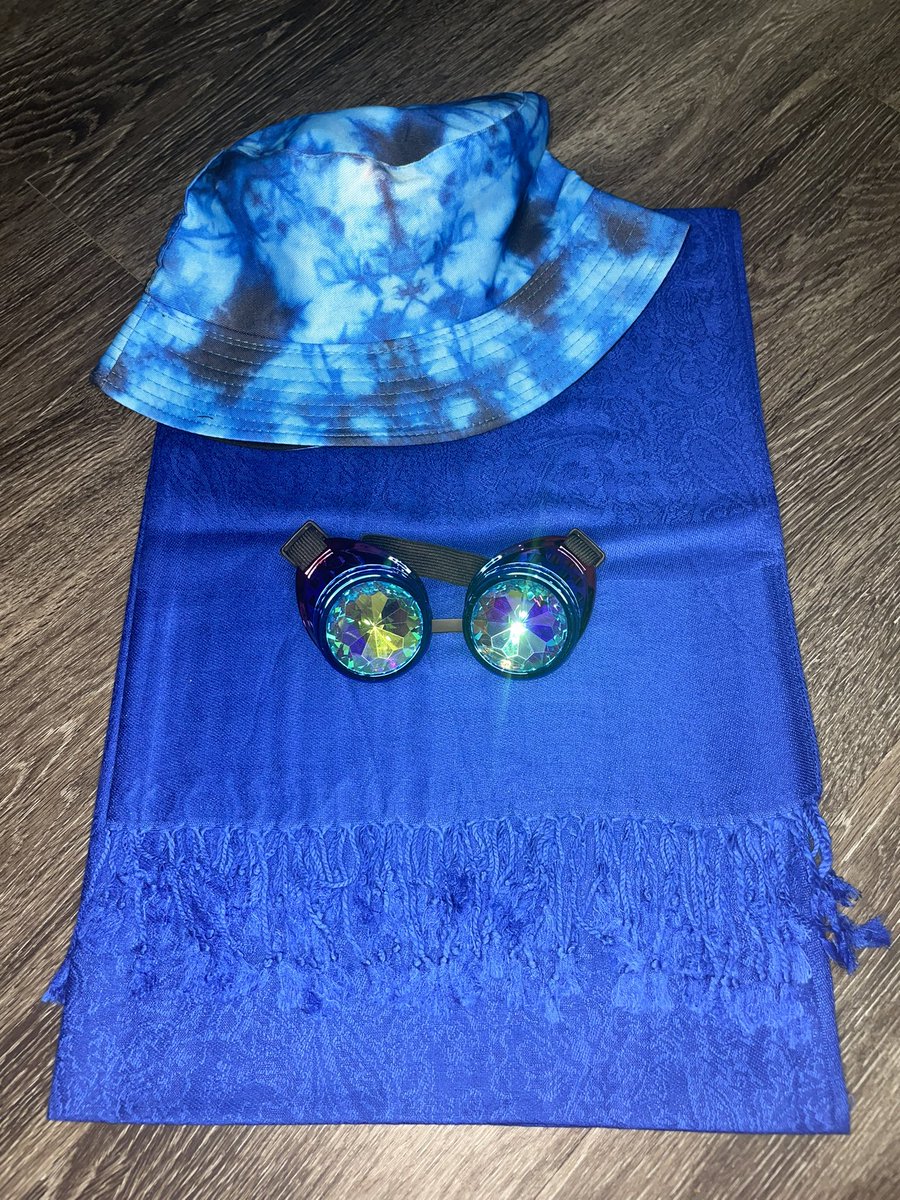 chasingvibes1's tweet photo. ✨GIVEAWAY ✨

•RT/LIKE and TAG a friend

•Must be following @chasingvibes1 to WIN everything pictured ❤️

•Our BIRTHDAY SALE IS LIVE CHECK IT OUT ⤵️⤵️⤵️

https://t.co/yNQQVs0VJw 

 ✨✨✨✨✨✨✨✨✨✨✨✨ https://t.co/OhdbE4klYv