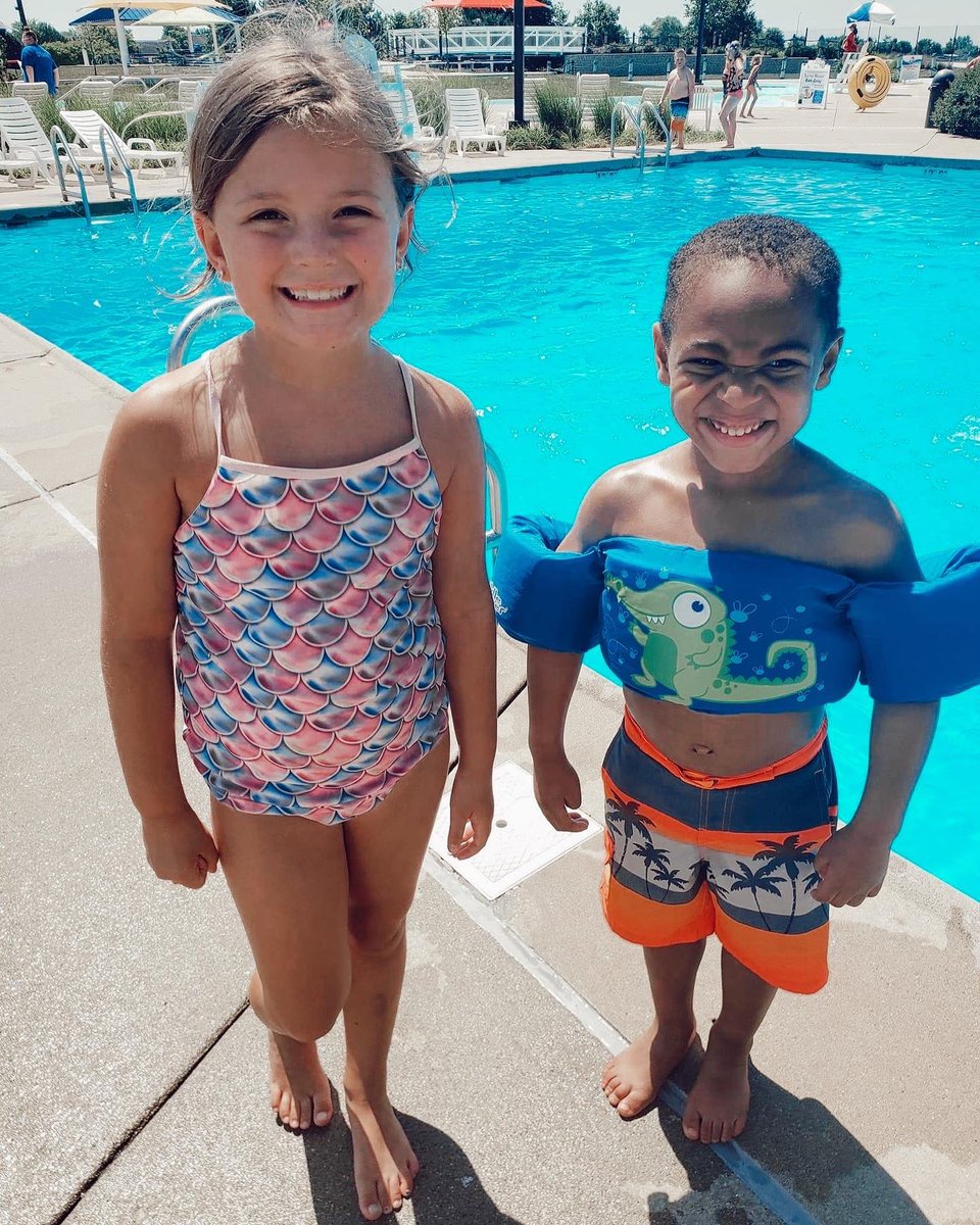 Splash splash I was taking a dip! 
💦
#boysandgirlsclub #greatfuturesstarthere